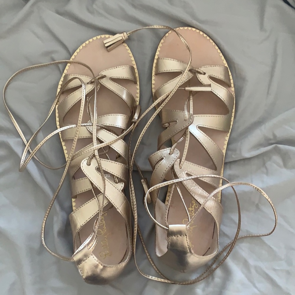 NEVER WORN Lilly Pulitzer tie up sandals